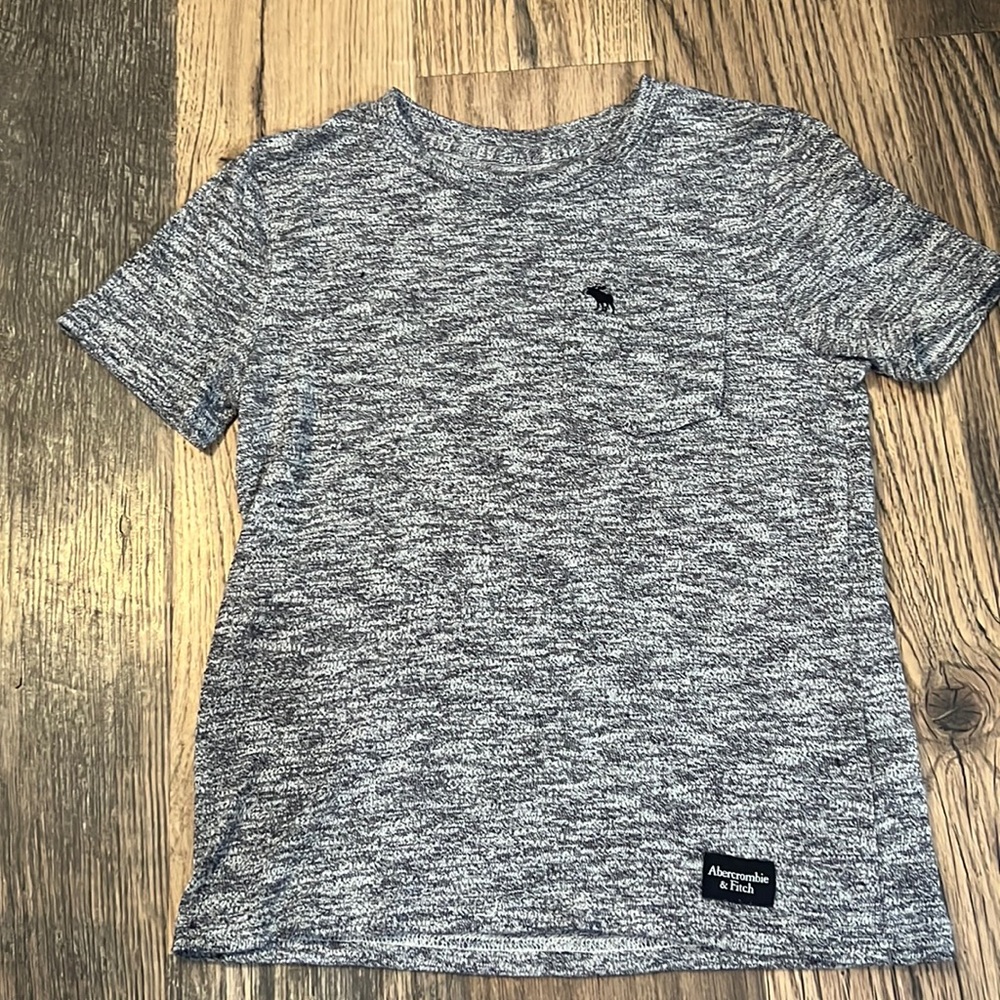 Abercrombie Kids Pocket Tee Boys Size 9/10